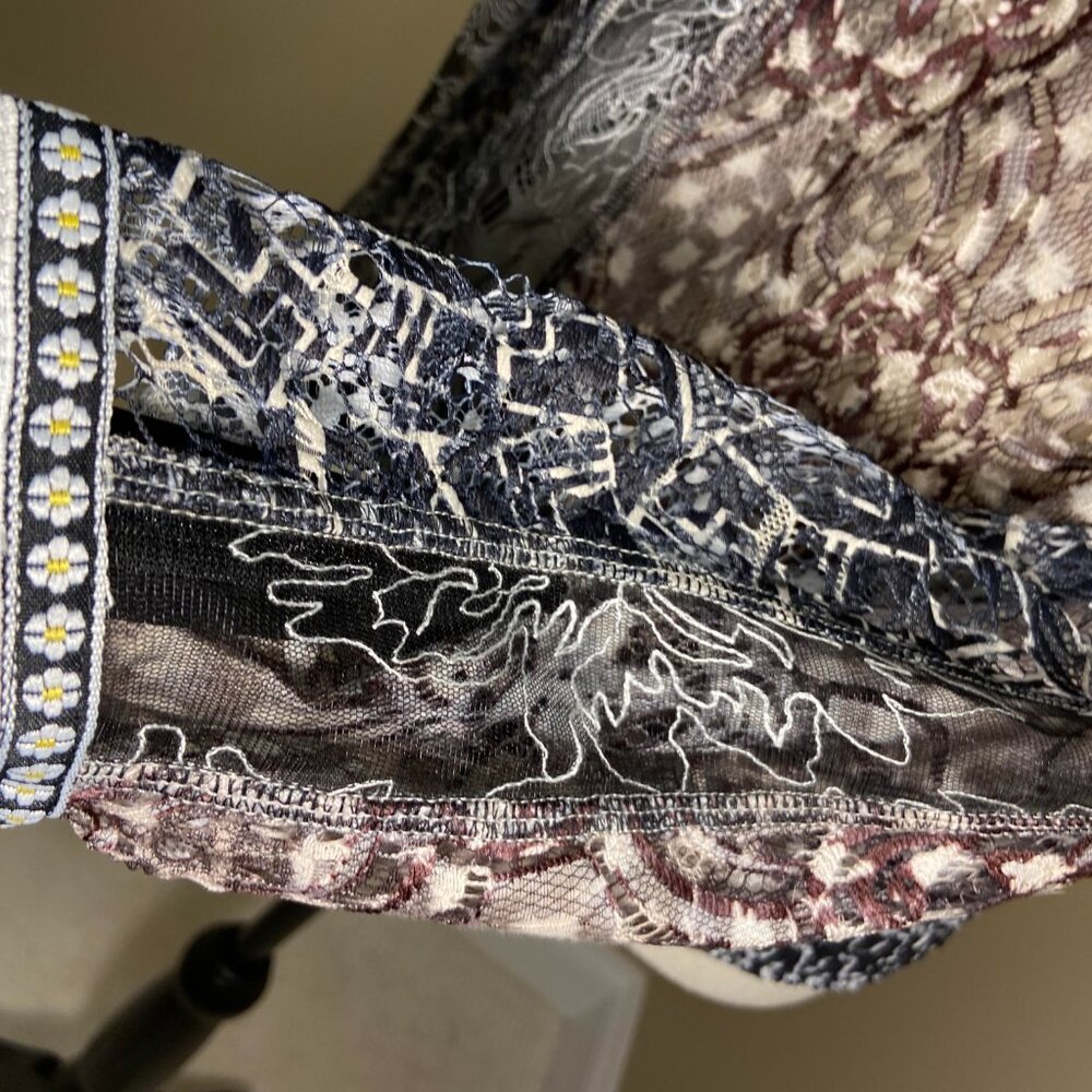 BYRON LARS LACE TOP NWT - Picture 5 of 8